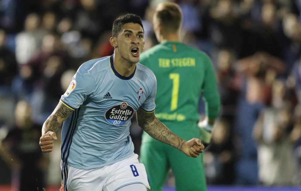 那一脚出去，全场屏住呼吸（这一脚踢出，全场屏息凝神）