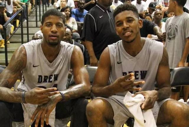 神户主帅：成都队组织严密，与J联赛的三后卫球队有相似之处（神户主帅：成都队纪律严整，风格与J联赛三后卫球队相近）