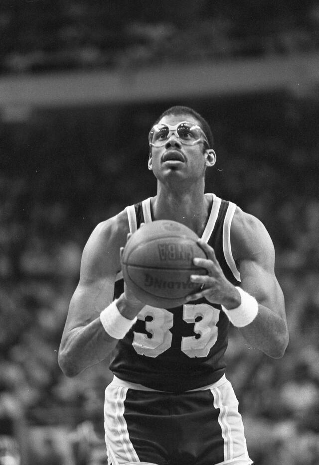 意媒：罗马赴英格兰进行集训，将在英格兰队训练基地进行训练（意媒：罗马将赴英格兰拉练，预计在英格兰队训练基地备训）