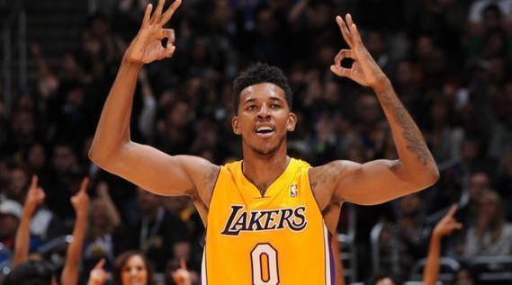 德天空：帕利尼亚原本想留队，但拜仁高层明确建议他转会（德天空：帕利尼亚本想留队，拜仁高层明确建议其转会）