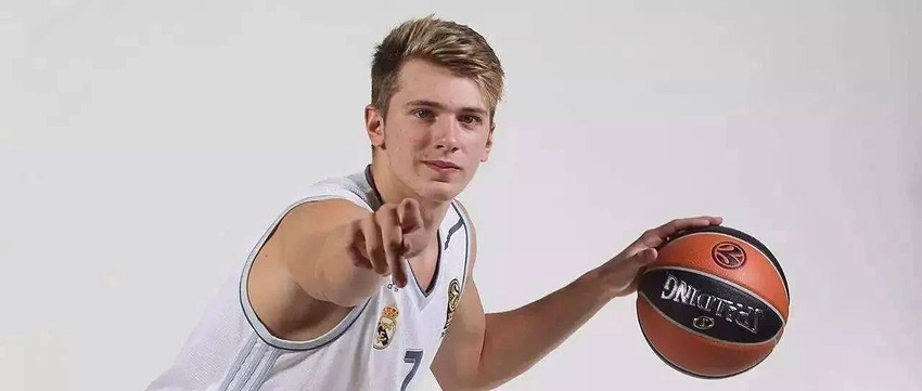 阿诺德或伤缺两个月！皇马赛程：12月欧冠战曼城，明年1月西超杯（阿诺德恐休战两月！皇马赛程：12月欧冠对阵曼城，明年1月征战西超杯）