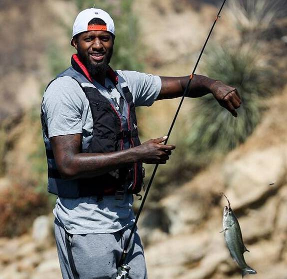 弗拉格首节砍14分，追平个人生涯单节得分纪录（弗拉格首节轰下14分，追平生涯单节得分纪录）