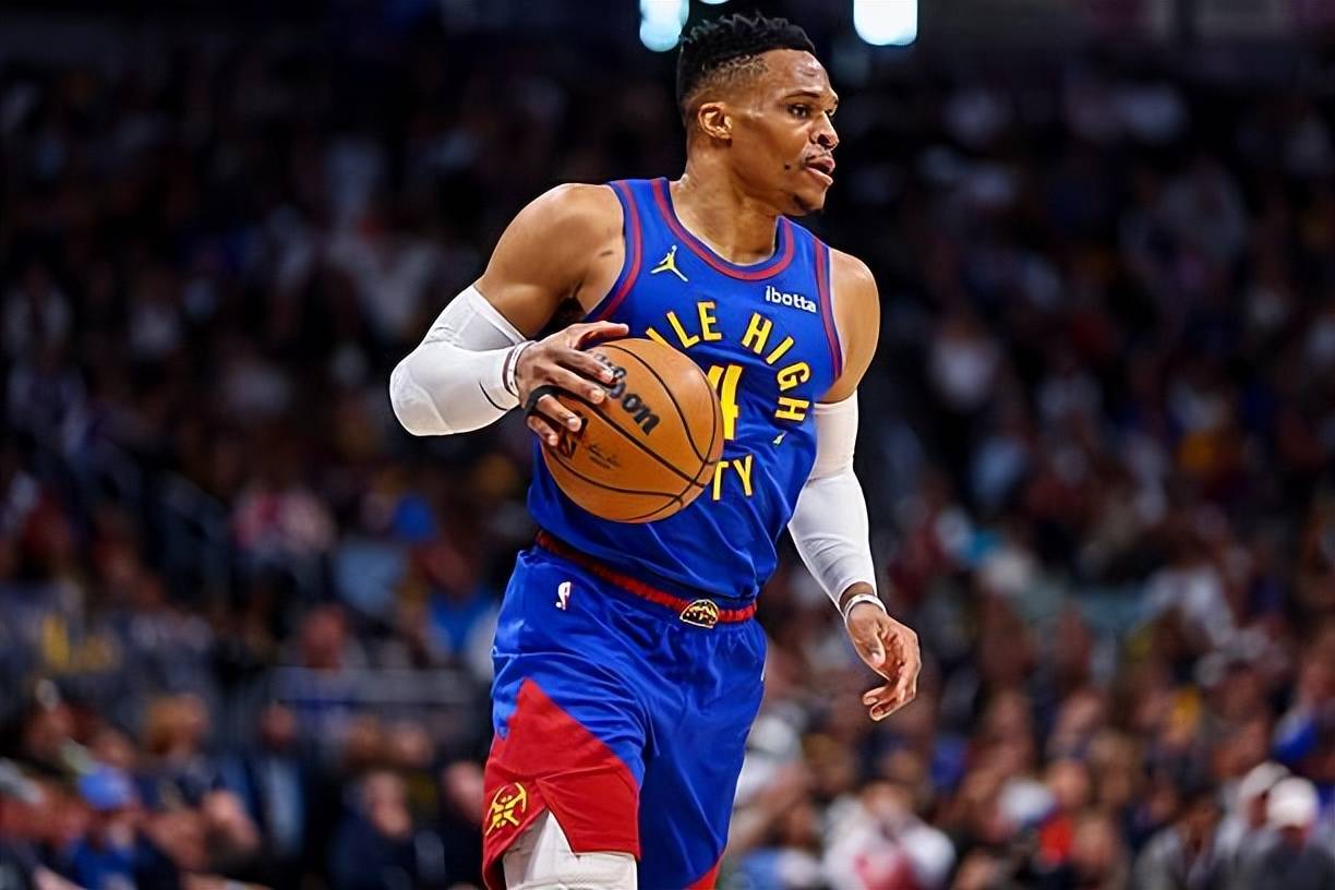 记者：切尔西初步接触塞梅尼奥团队，曼市双雄仍领跑竞购大战（记者：切尔西已初步接洽塞梅尼奥团队，曼联与曼城仍领跑引援争夺战）